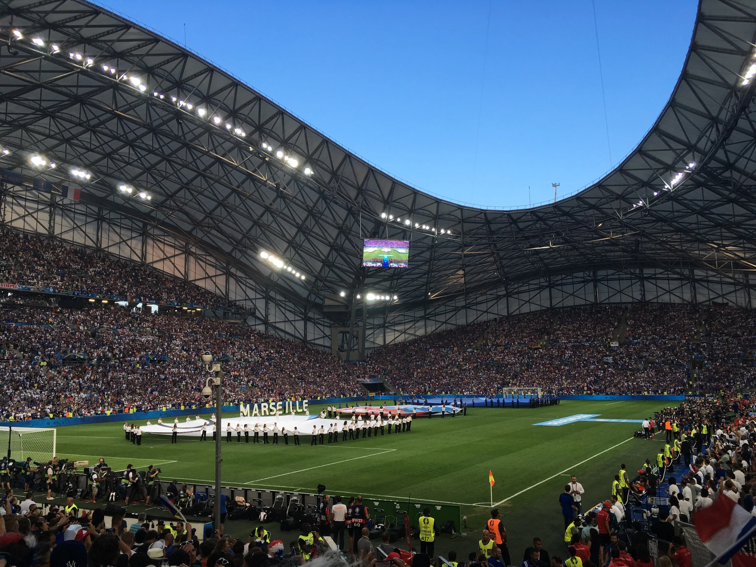 Sân vận động Velodrome – Hơn Cả Một Sân Vận Động, Là Linh Hồn Của Cộng Đồng Marseille